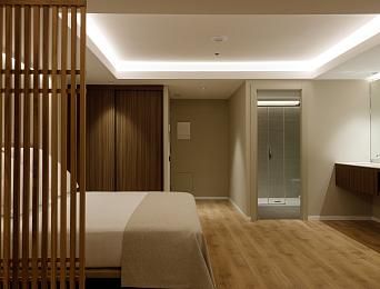 Signature room with jacuzzi