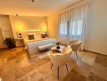 Junior Suite with Jacuzzi