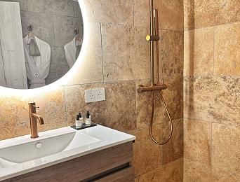 Junior Suite with Jacuzzi