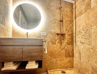 Junior Suite with Jacuzzi