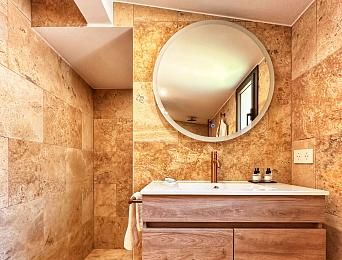 Junior Suite with Jacuzzi