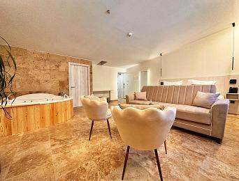 Junior Suite with Jacuzzi